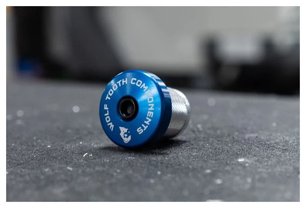 Wolf-tooth Tap贸n De Compresi贸n Diente De Lobo Con Tapa Espaciadora Integrada 1 1/8'' Azul - Imagen 4